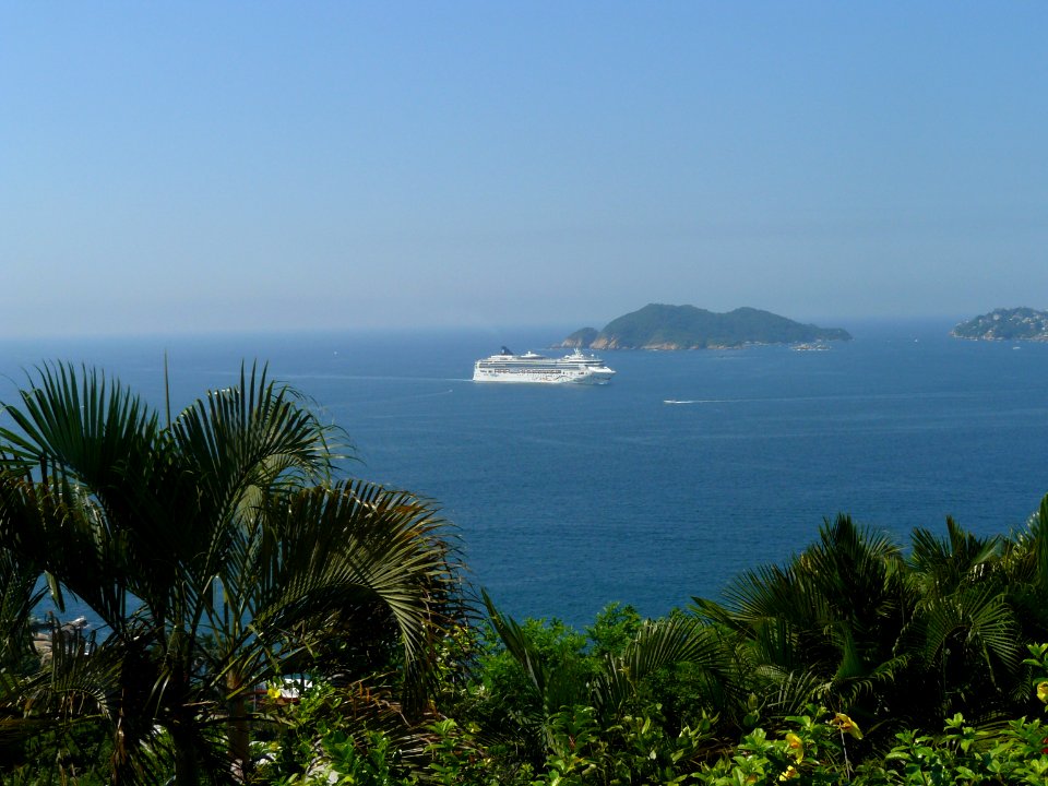 Lejísimos el crucero Norwegian Star