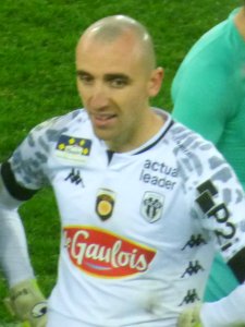 Lens - Angers (29-11-2020) 59 (cropped)