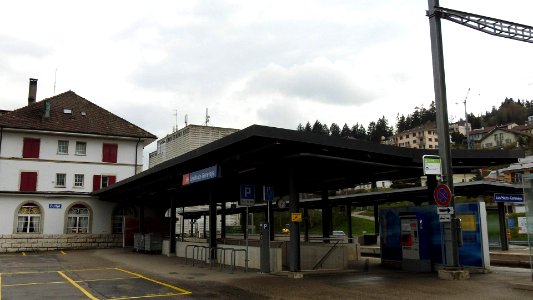 Les Hauts-Geneveys railway station