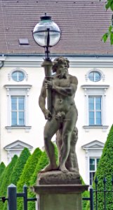 Leuchterfigur 2 Schloss Bellevue Berlin