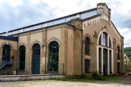 Les soufflantes, grands bureaux des aciéries de Longwy 01 photo