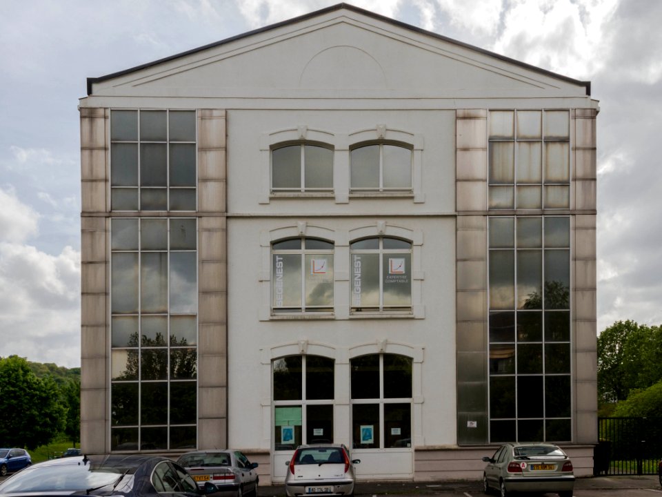 Les essais, Grands Bureaux des Aciéries de Longwy 01
