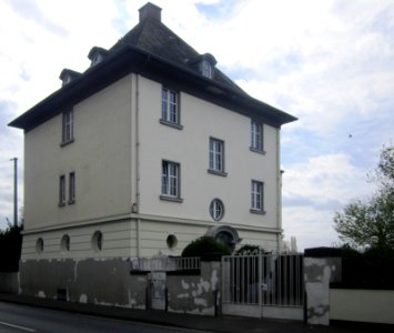 Linzhausenstraße 11
