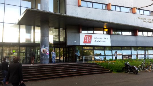 Lille 2 Faculté Sciences juridiques, politiques et sociales 2