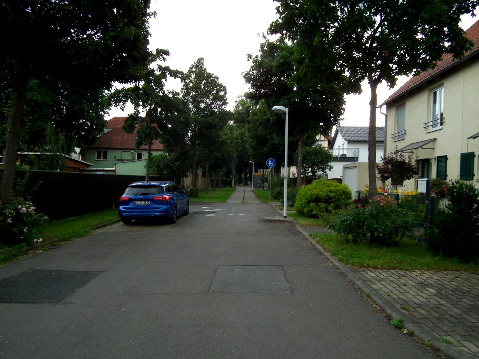 2021-07-10 Hermann-Krone-Straße, Dresden 05
