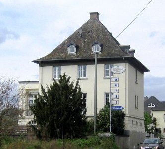 Linzhausenstraße 11