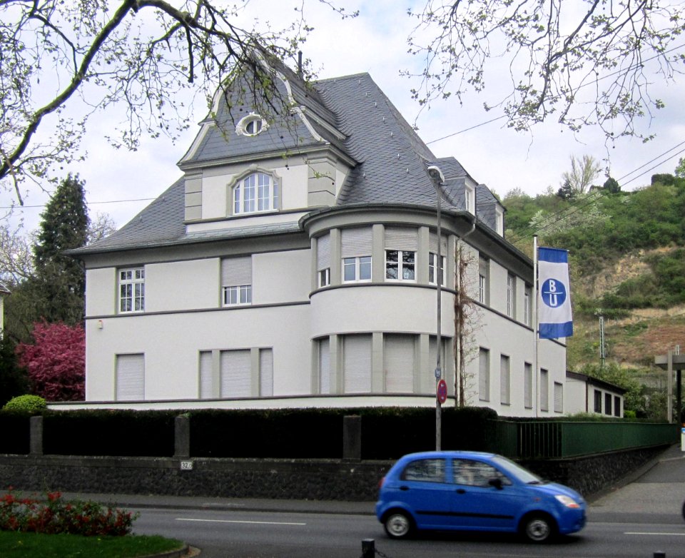 Linzhausenstraße 22
