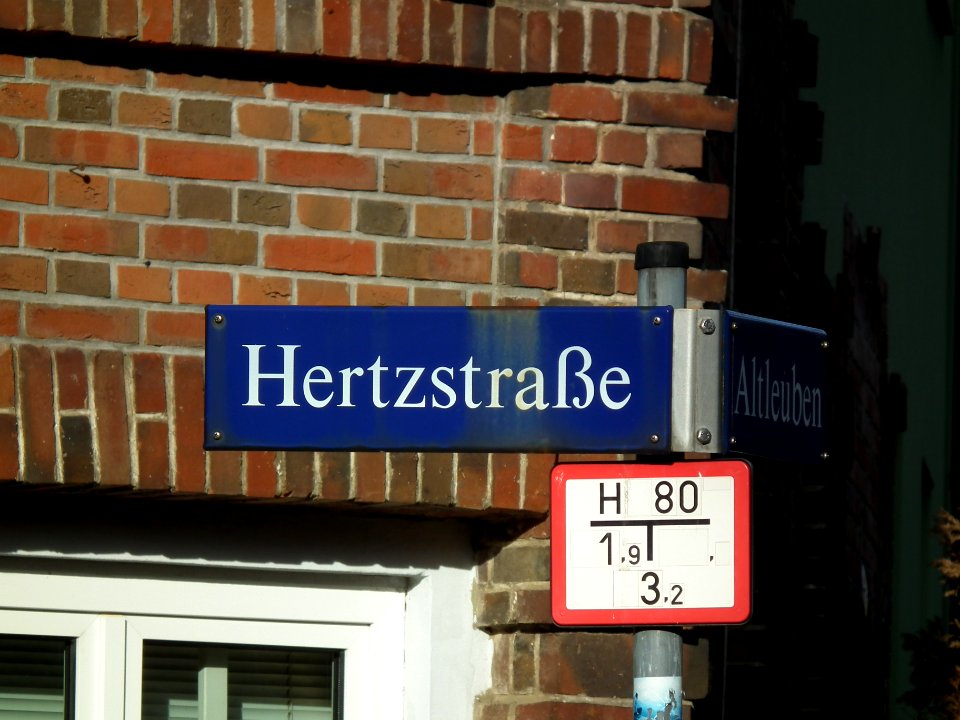 2020-11-21 Hertzstraße, Dresden 01