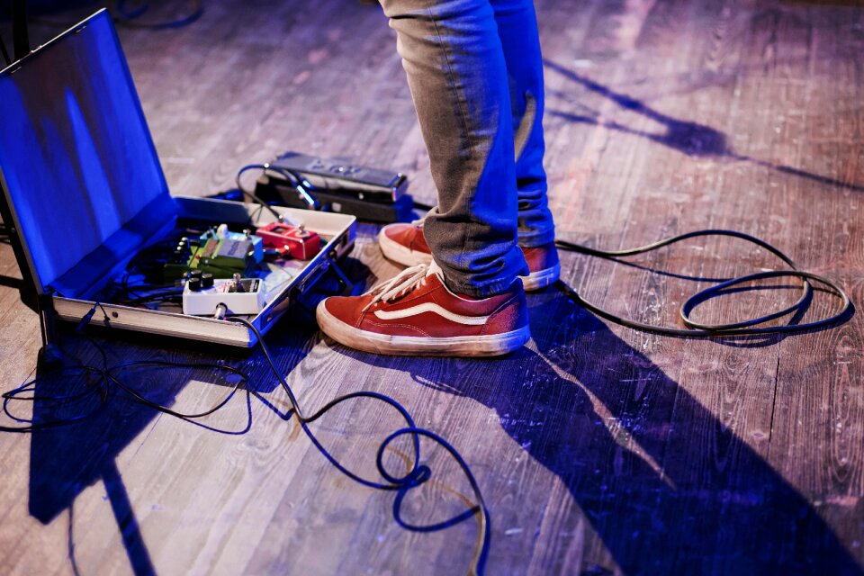 Wires equipment microphone