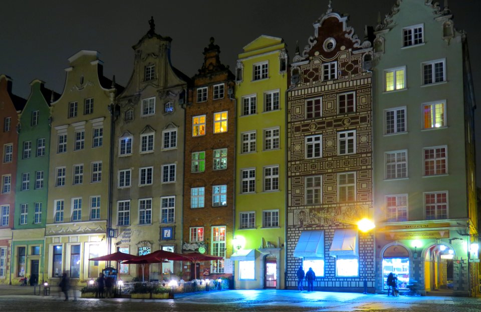 25-30 Długi Targ Gdańsk 01