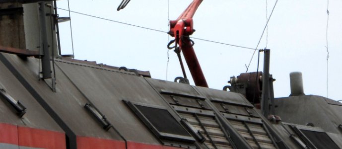 2ЭС6-369 (radio station antenna and АЛ2-160-Н)