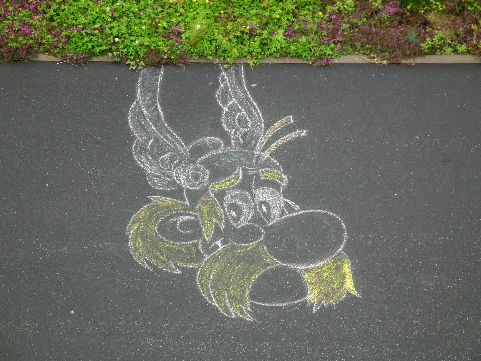 2020-06-24 Streetart Asterix