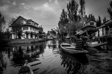 Wallpaper black and white kashmir photo