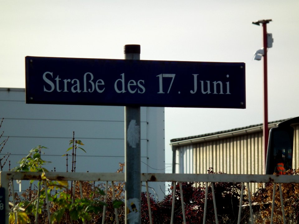 2020-11-21 Straße des 17. Juni, Dresden 01