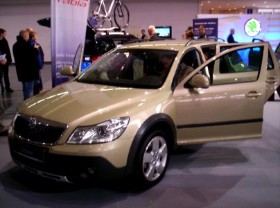 Škoda Octavia Scout front Poznan 2011