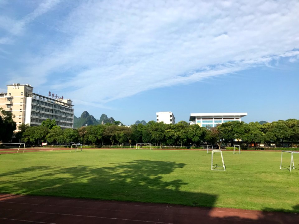 桂林市第十八中学高中部操场