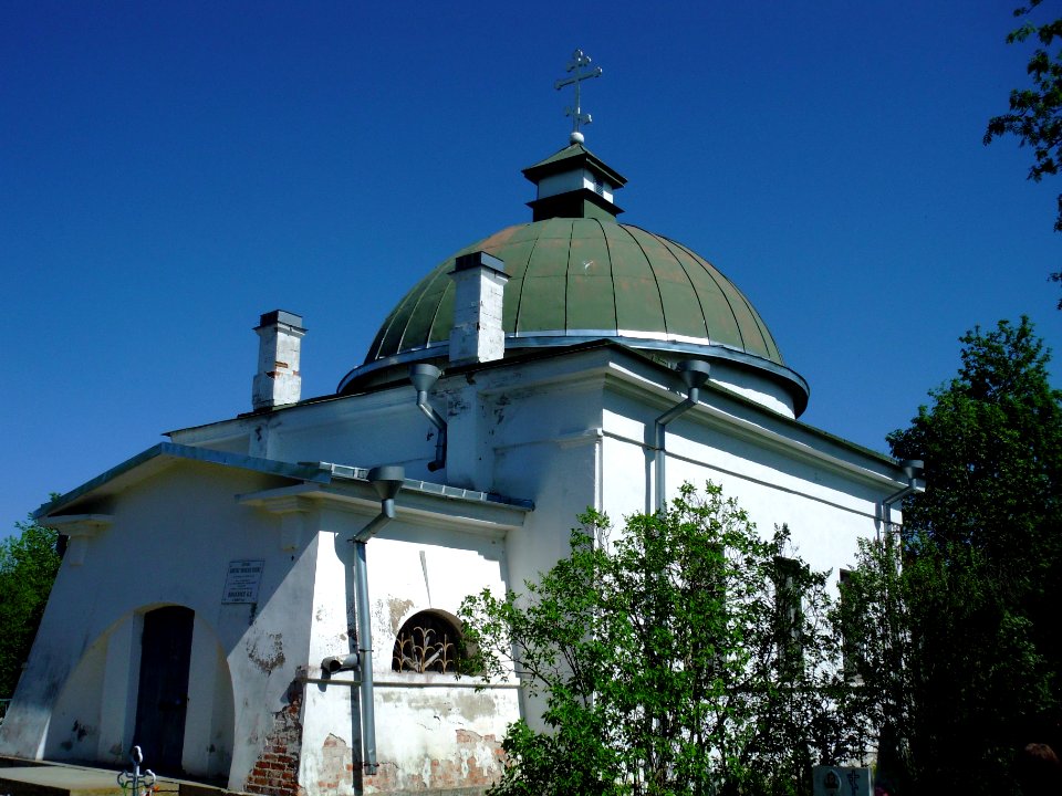 Старая Ладога. Кладбище. Церковь Алексия человека Божия