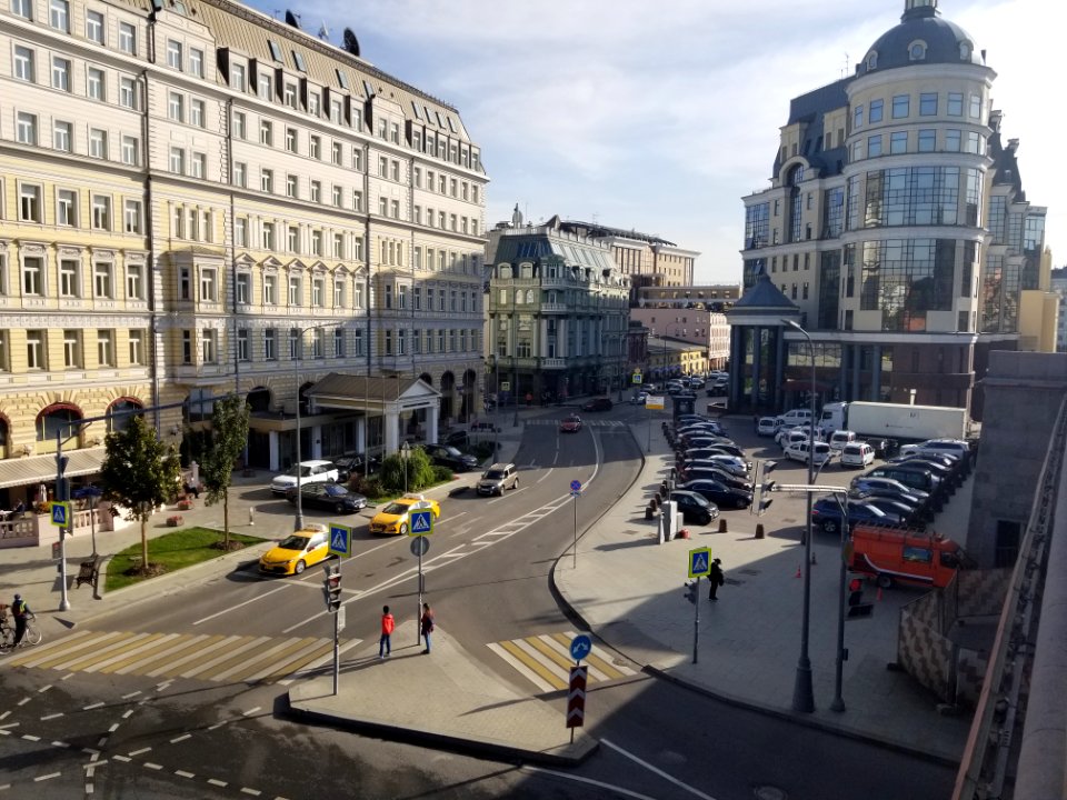 Улица Балчуг (октябрь 2020)