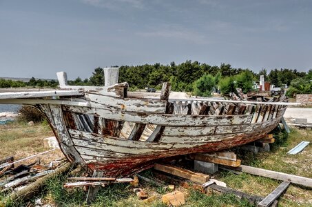Expired old wood ship wreck
