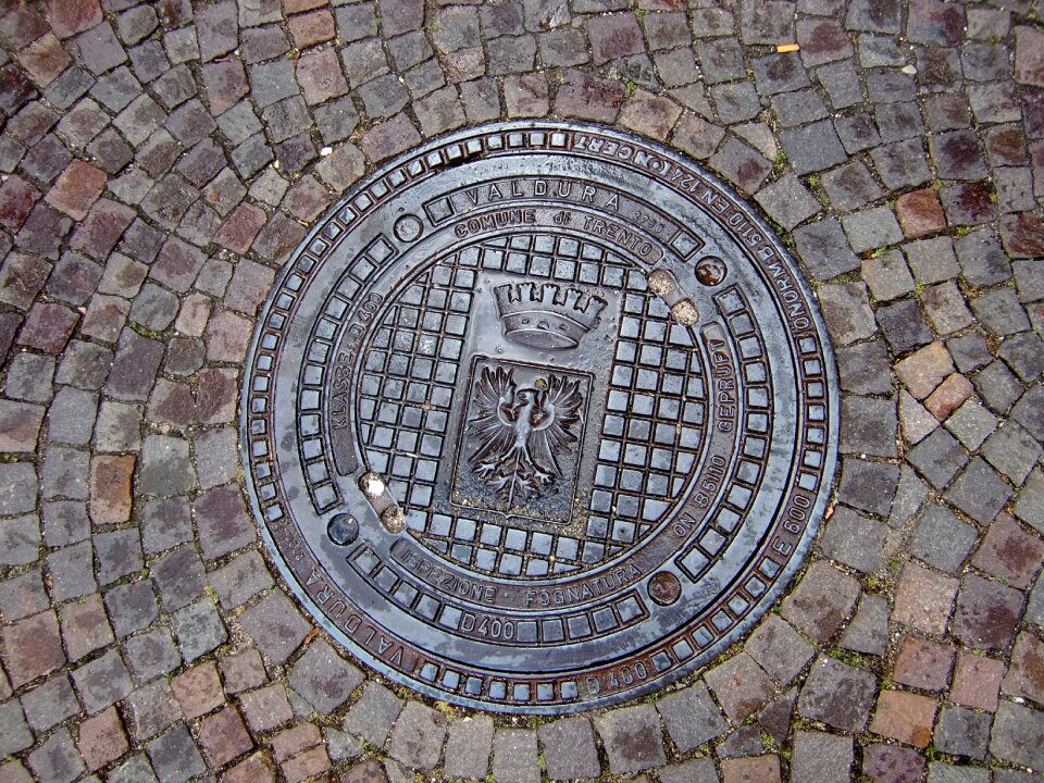 Road bay cast iron patch