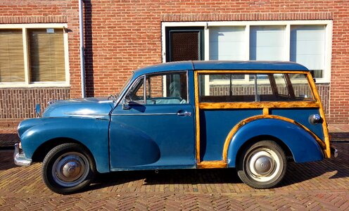 Automobile retro vintage