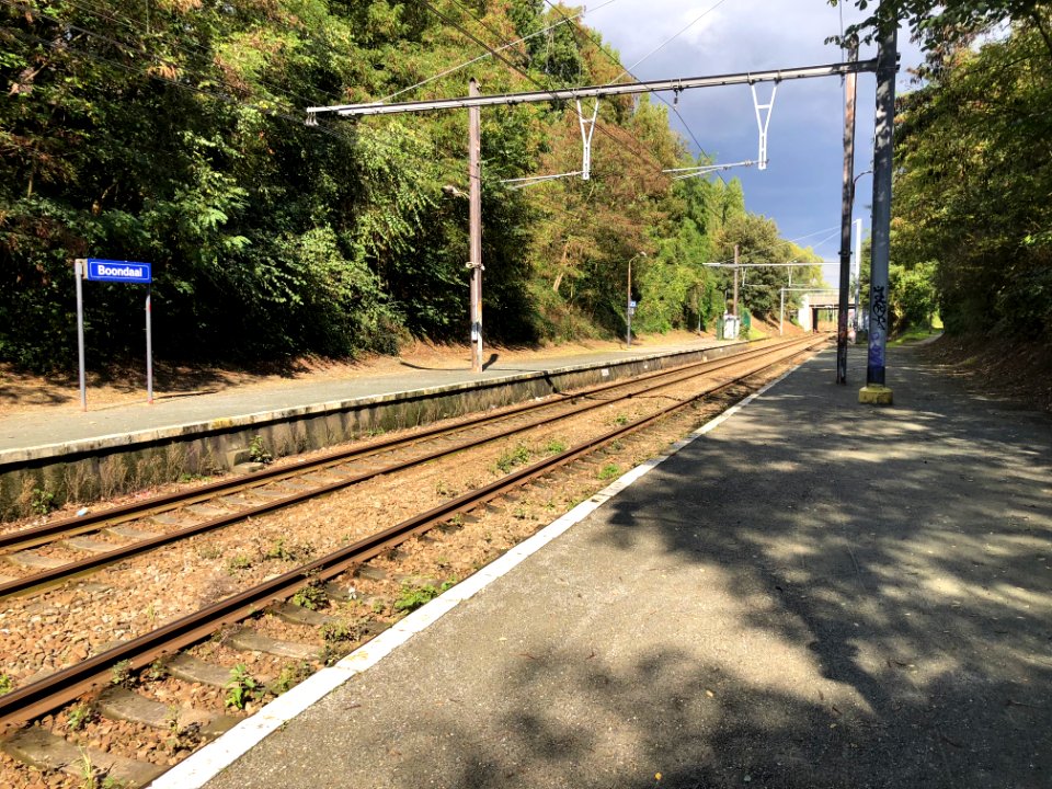 -SNCB-NMBS Boondael train station 2018 04
