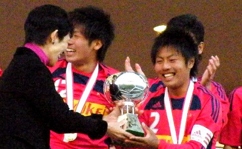 2013 Prince Takamado Cup Championship Winners - Ryukei Kashiwa 02