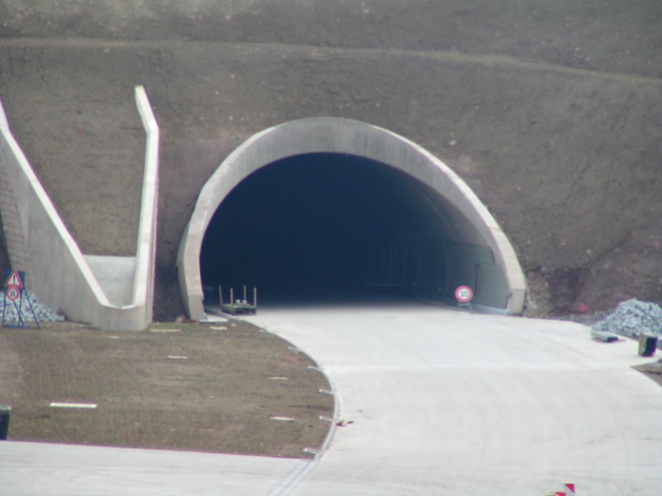 2004-03-28 Dölzschener Tunnel, Dresden 15