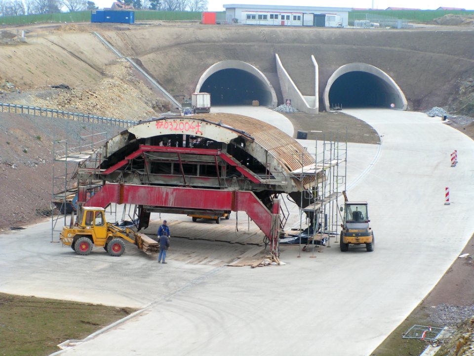 2004-03-28 Dölzschener Tunnel, Dresden 13