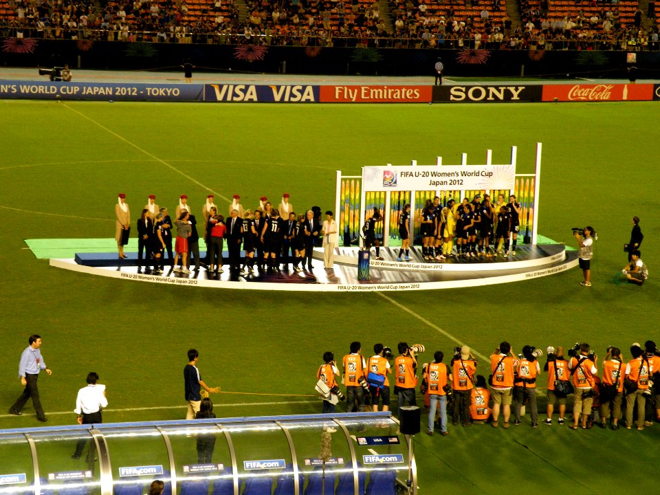 2012 FIFA U-20 Women's World Cup Champions 03
