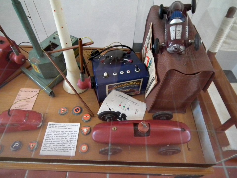 2020-01-25 Barockschloss Rammenau Sonderausstellung Erinnerungen aus Blech und Plaste - Modellspielzeug aus der DDR 57
