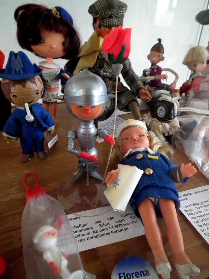 2020-01-25 Barockschloss Rammenau Sonderausstellung Erinnerungen aus Blech und Plaste - Modellspielzeug aus der DDR 29