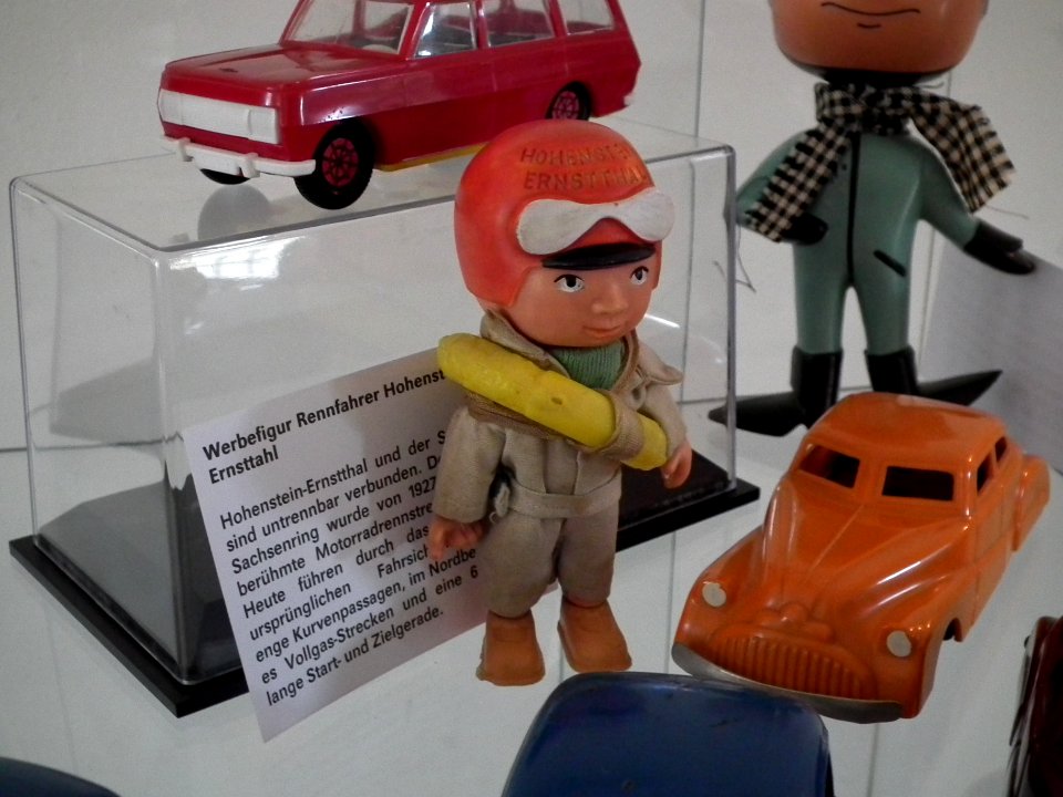 2020-01-25 Barockschloss Rammenau Sonderausstellung Erinnerungen aus Blech und Plaste - Modellspielzeug aus der DDR 16