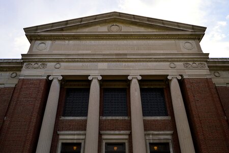 Academic educational institute