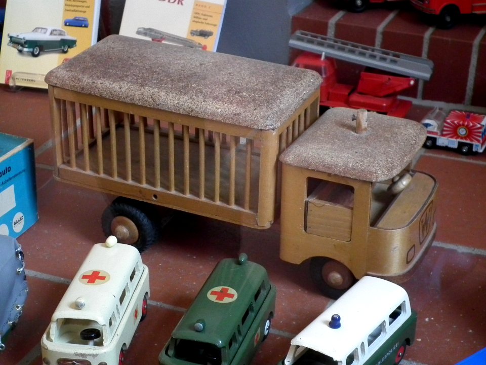 2020-01-25 Barockschloss Rammenau Sonderausstellung Erinnerungen aus Blech und Plaste - Modellspielzeug aus der DDR 72
