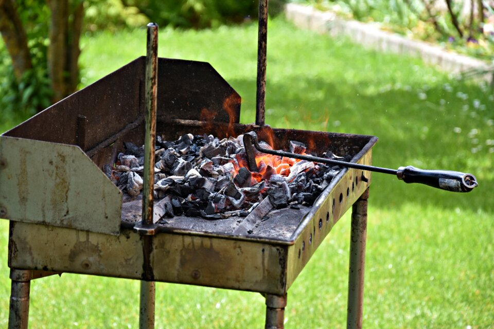 Carbon barbecue embers