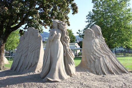 Sculpture sand artwork photo