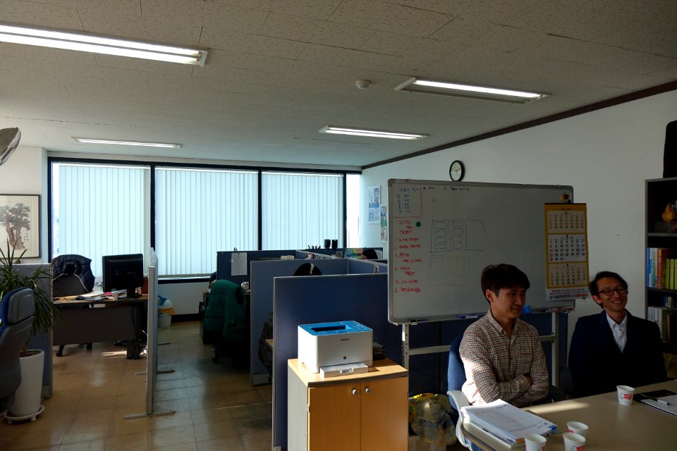 2015년 4월 21일 서울특별시 강북구 수유동 연두스튜디오 시민안전파수꾼 교재 관련 회의 김성민, 이주한 DSC09348