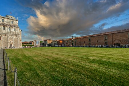 Sky architecture pisa