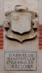 Coat of arms in Cour Henri IV Gabriel de Brandinelly