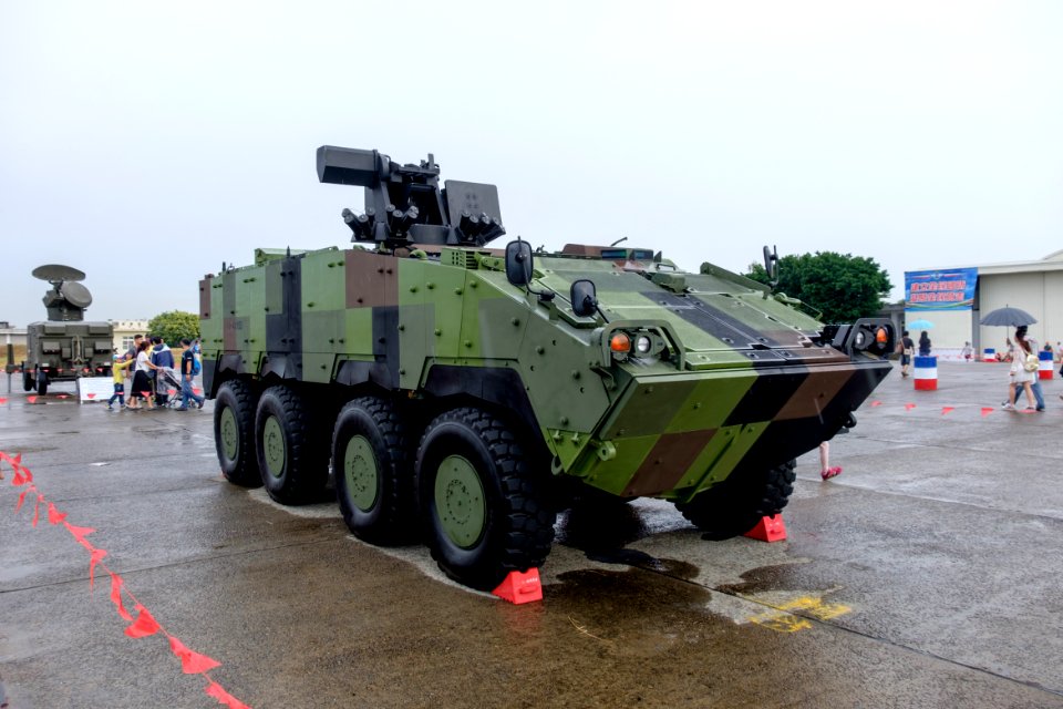CM-32 Yunpao APC Display at Hsinchu AFB 20151121a