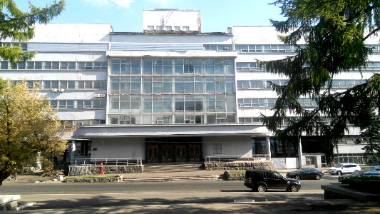 Улица Правды, 24 - вид от дома культуры