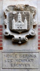 Coat of arms in Cour Henri IV Gervais de Mourat