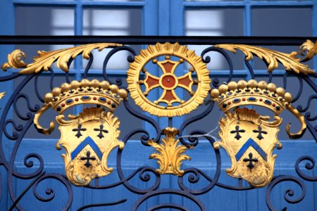 Coats of arms, balcony of Capitole of Toulouse 05