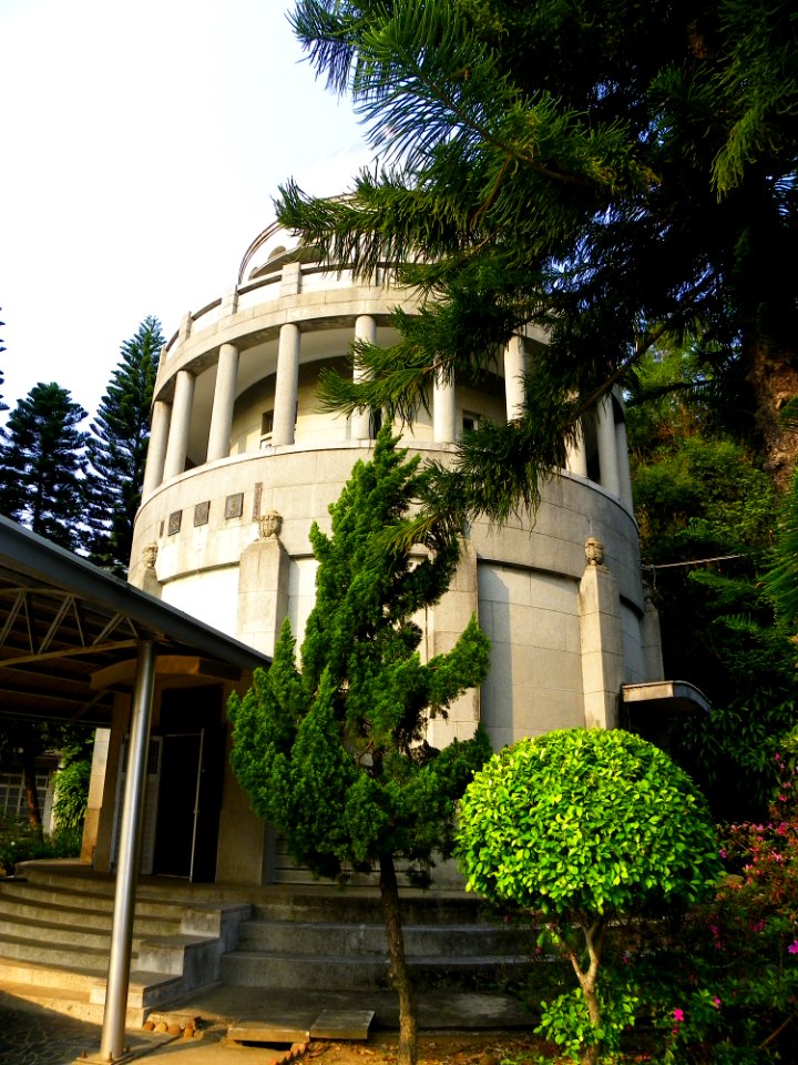 Columbaria of Pilu Zen Temple 20100327b