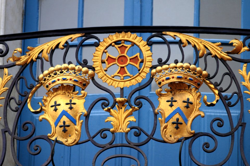 Coats of arms, balcony of Capitole of Toulouse 18