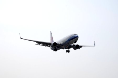 China Airlines Boeing 737-8Q8 B-18651 on Final Approach at Taipei Songshan Airport 20150427a