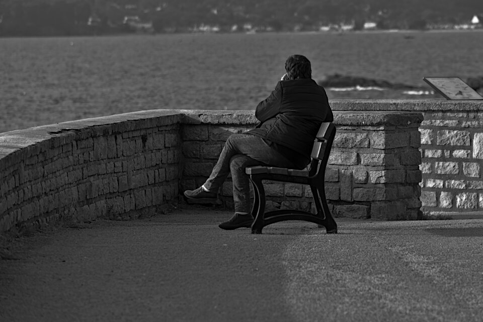Black and white man phone
