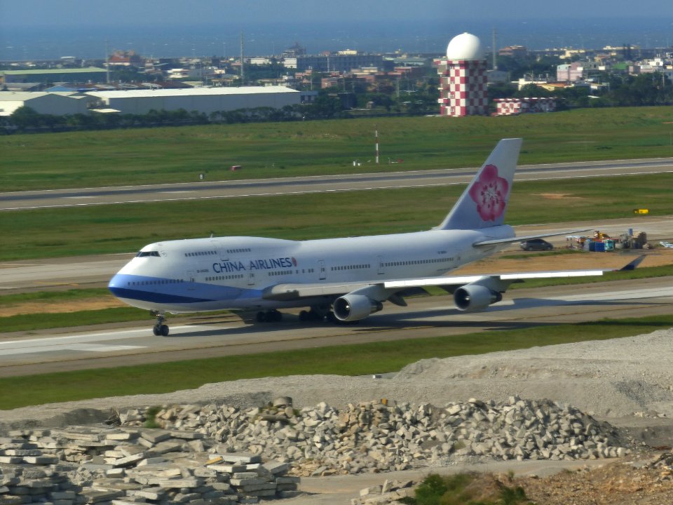 China Airlines B-18205 Taxiing on North Runway of Taoyuan Intetnational Airport 20130928