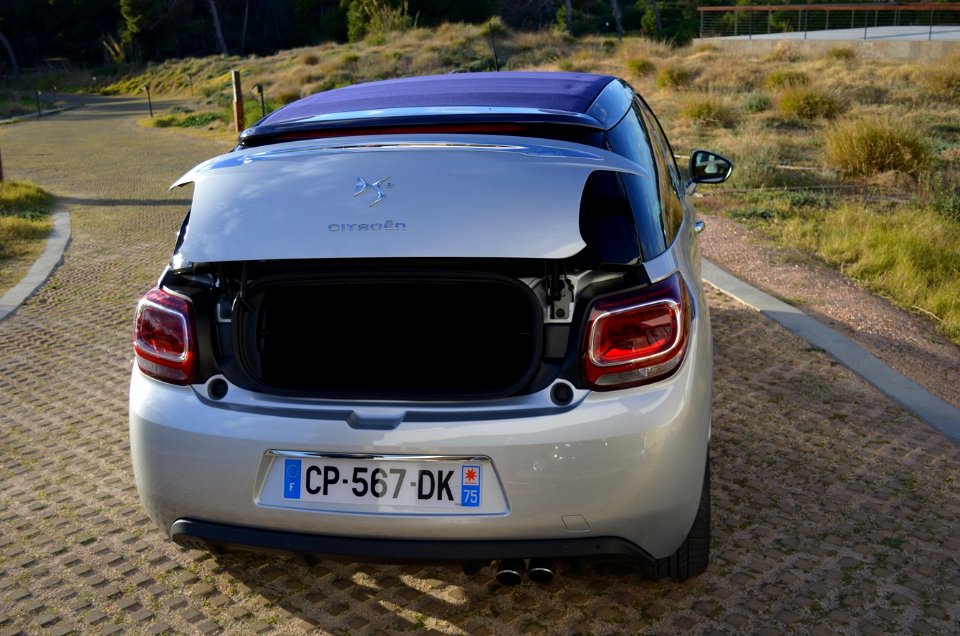 Citroën DS3 Cabrio, trunk